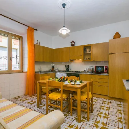 A Casa Di Gabri By Interhome Hébergement de vacances *